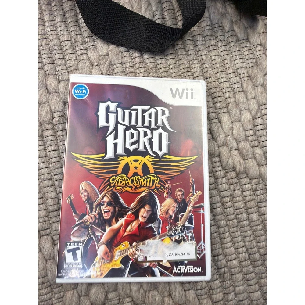 Guitar Hero Aerosmith Wii 2 Gibson Les Paul Controllers Game Bundle